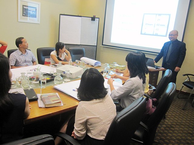 Kỹ năng đánh giá hiệu quả công việc (KPI) - Room to Read (28 & 29.05.2014)